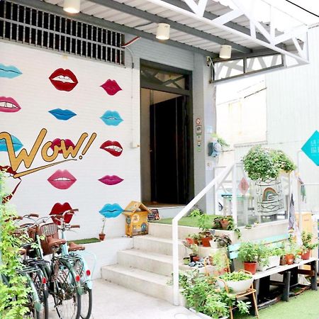Wow Tainan Hostel ภายนอก รูปภาพ