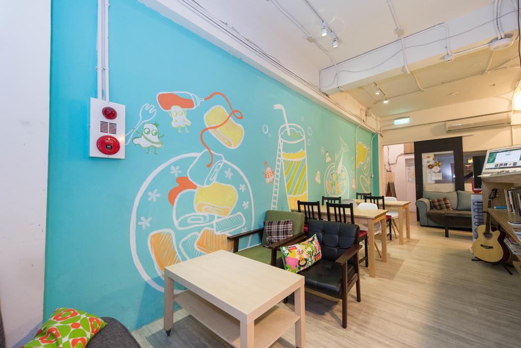 Wow Tainan Hostel ภายนอก รูปภาพ