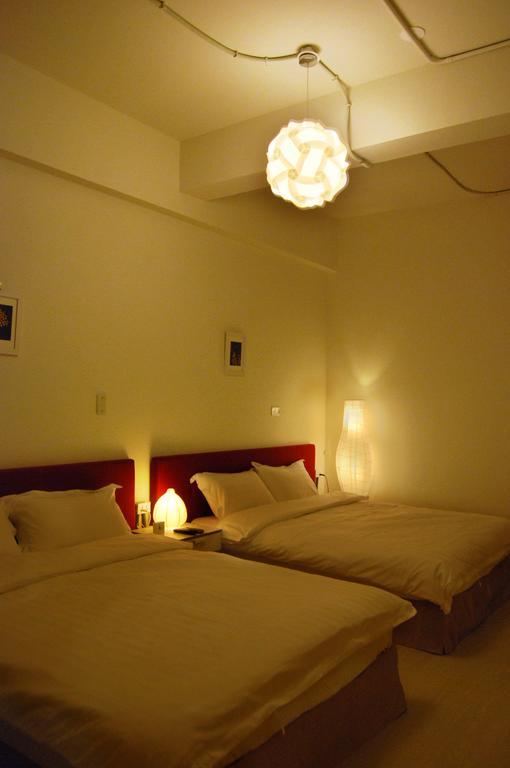Wow Tainan Hostel ภายนอก รูปภาพ