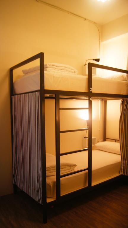 Wow Tainan Hostel ภายนอก รูปภาพ