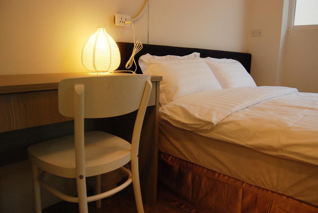 Wow Tainan Hostel ภายนอก รูปภาพ